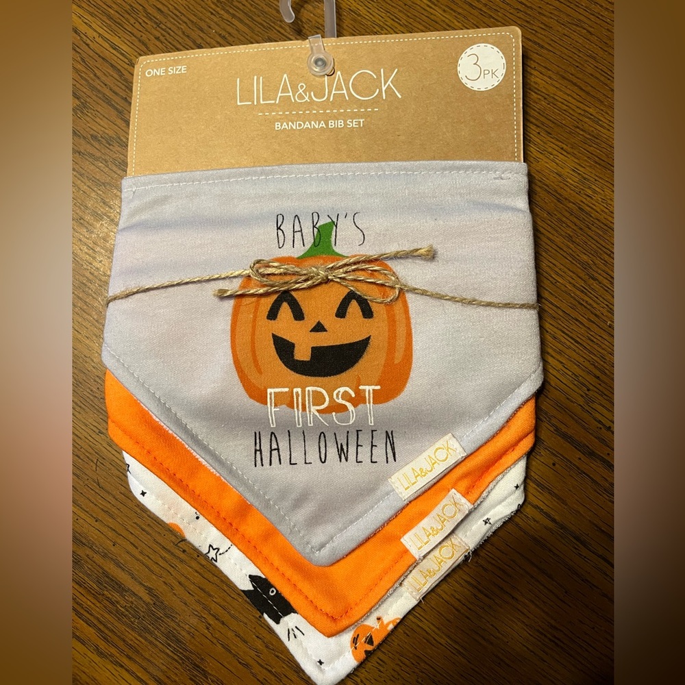 Lila & Jack Bandana Bib Set